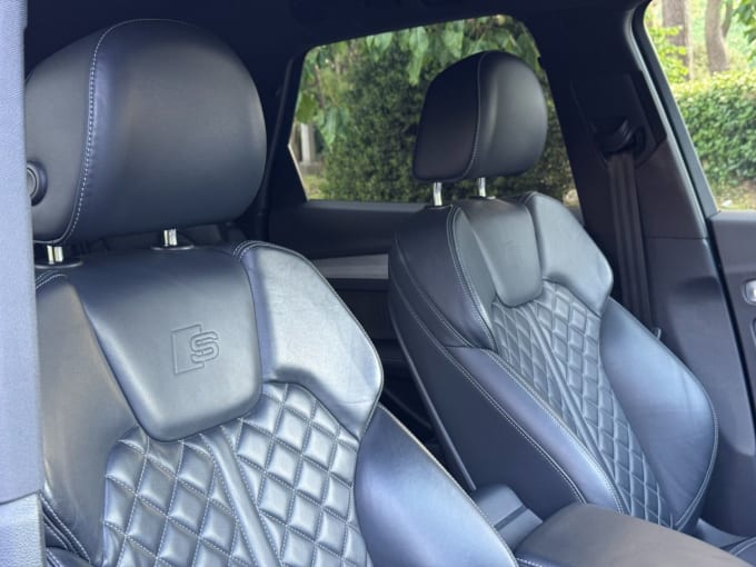 2025 Audi Sq5