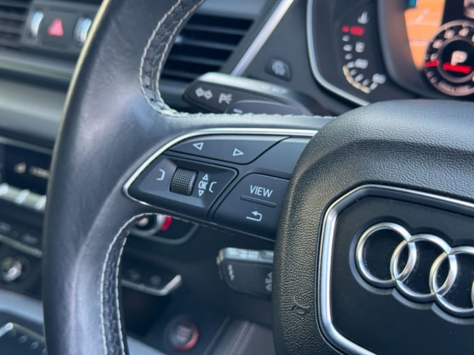 2025 Audi Sq5