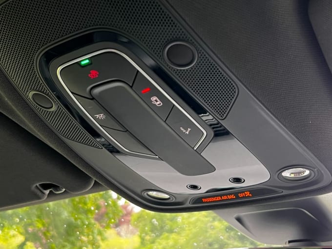 2025 Audi Sq7