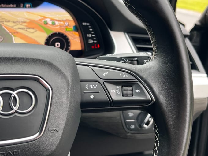 2025 Audi Sq7