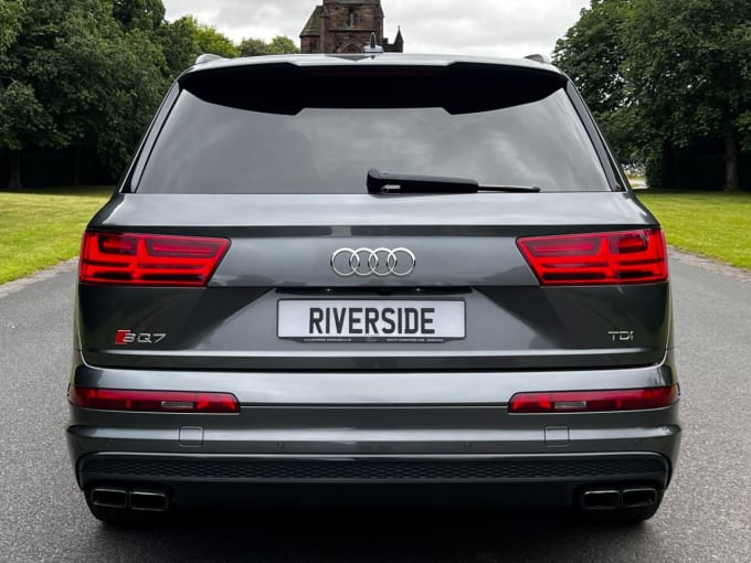 2025 Audi Sq7