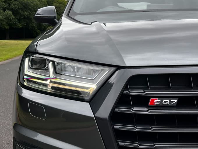 2025 Audi Sq7