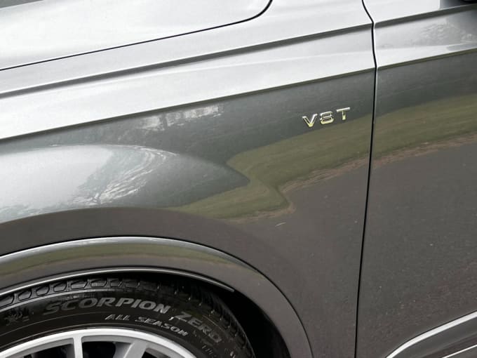 2025 Audi Sq7