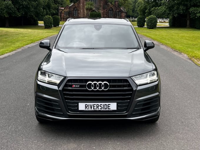 2025 Audi Sq7
