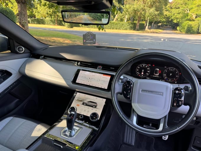 2025 Land Rover Range Rover Evoque
