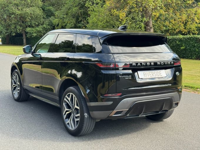 2025 Land Rover Range Rover Evoque