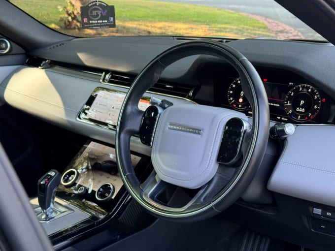 2025 Land Rover Range Rover Evoque