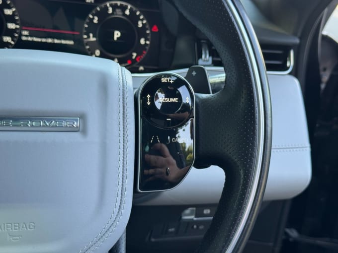 2025 Land Rover Range Rover Evoque