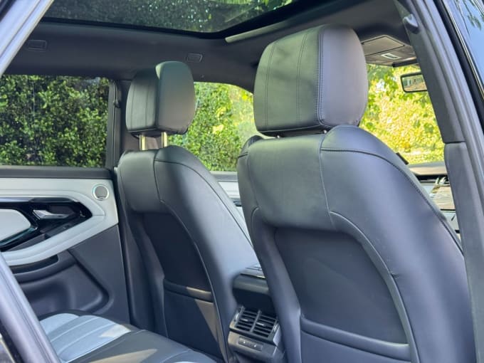 2025 Land Rover Range Rover Evoque