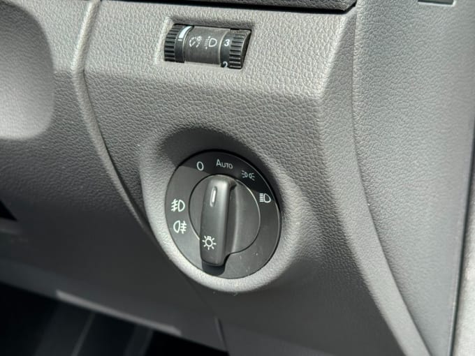 2025 Volkswagen Amarok
