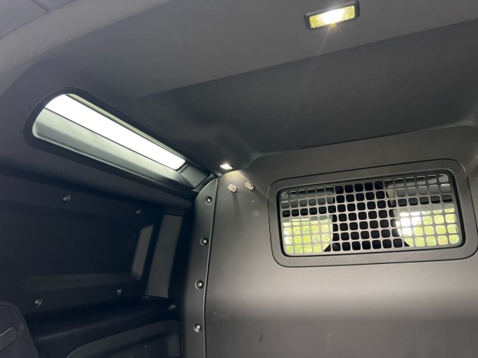 2025 Land Rover Defender