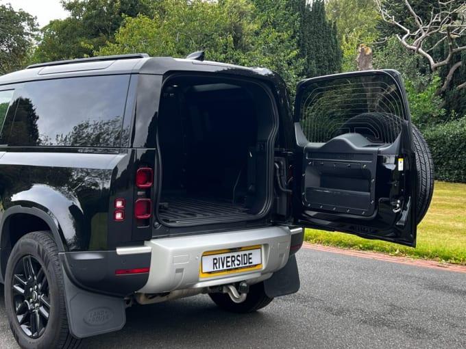 2025 Land Rover Defender