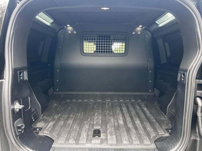 2025 Land Rover Defender