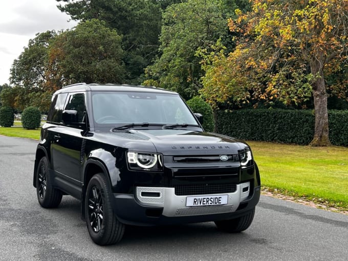 2025 Land Rover Defender