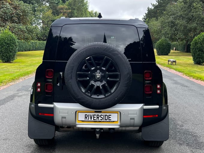 2025 Land Rover Defender