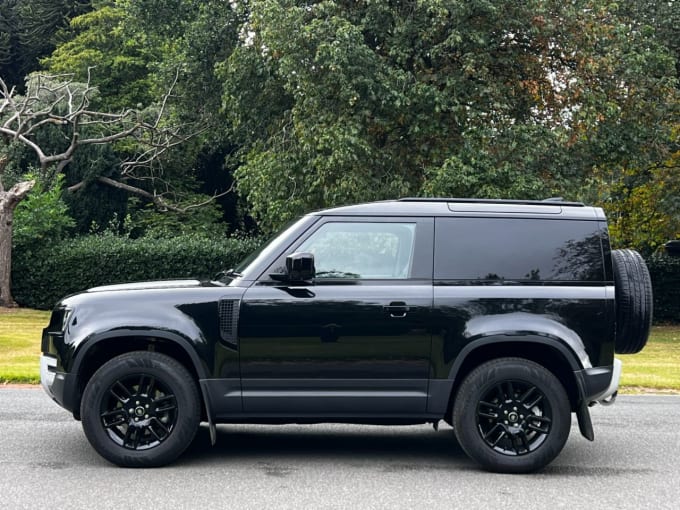 2025 Land Rover Defender