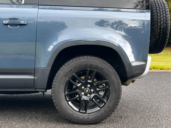 2025 Land Rover Defender