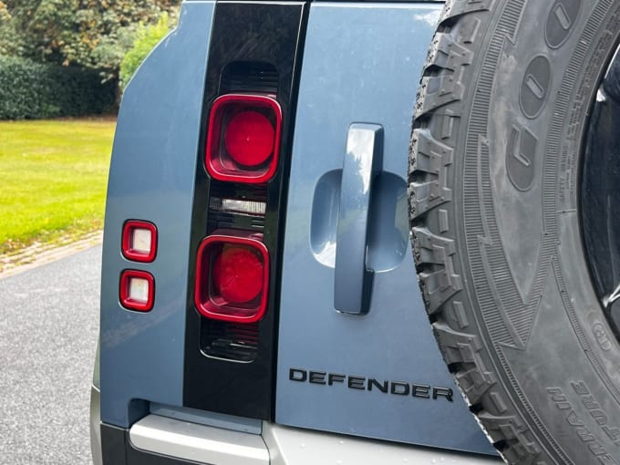 2025 Land Rover Defender