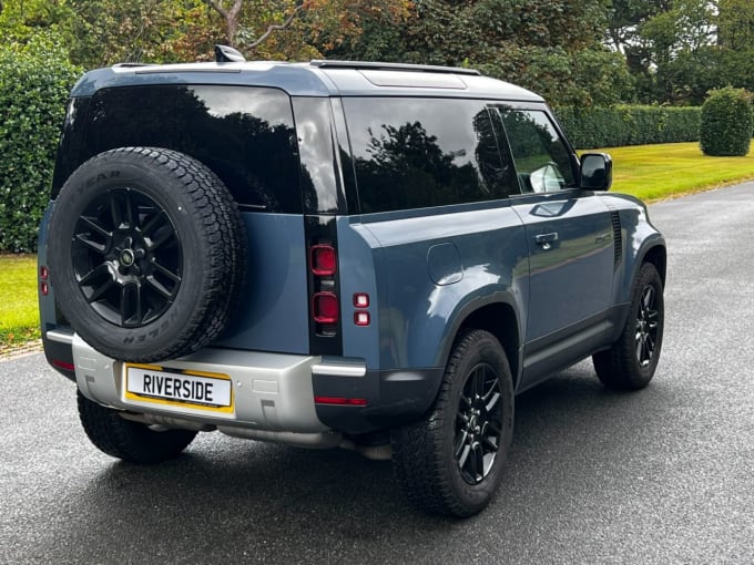 2025 Land Rover Defender