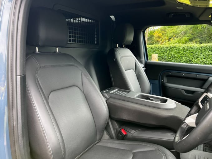 2025 Land Rover Defender