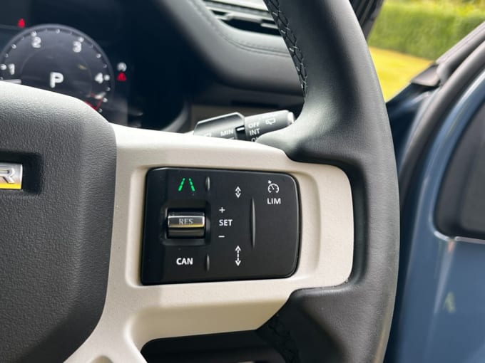 2025 Land Rover Defender