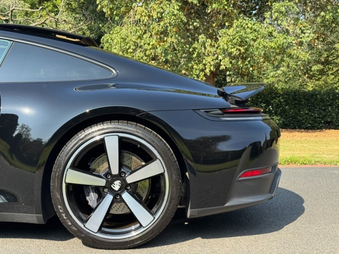2025 Porsche 911