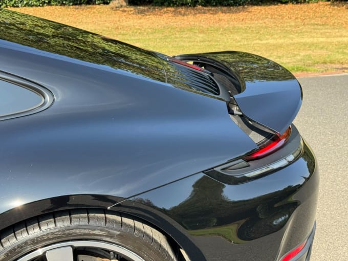 2025 Porsche 911