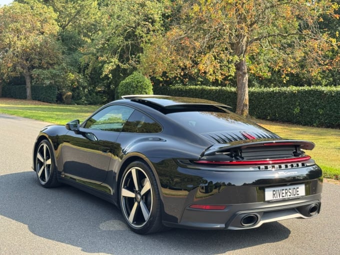 2025 Porsche 911