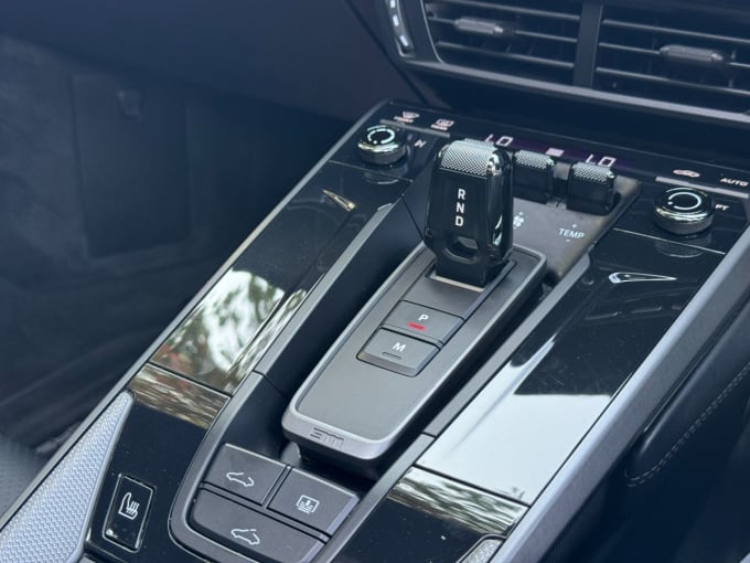 2025 Porsche 911