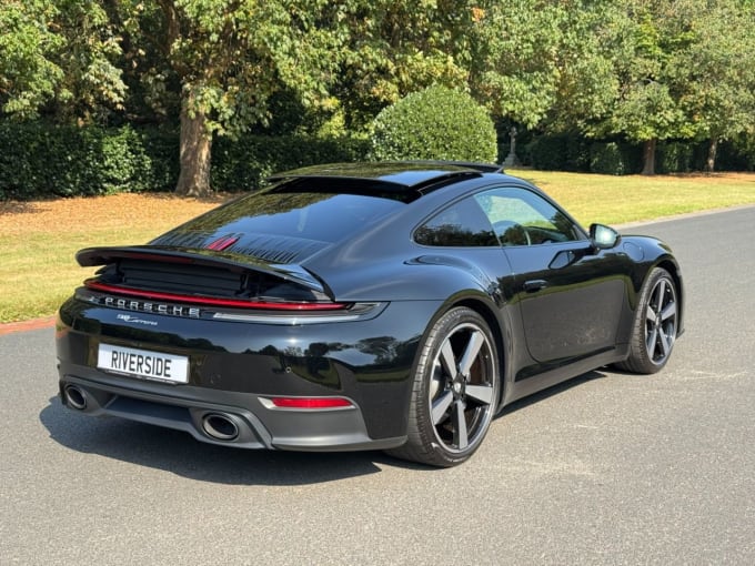 2025 Porsche 911