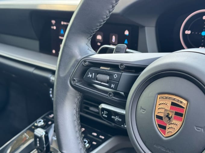 2025 Porsche 911