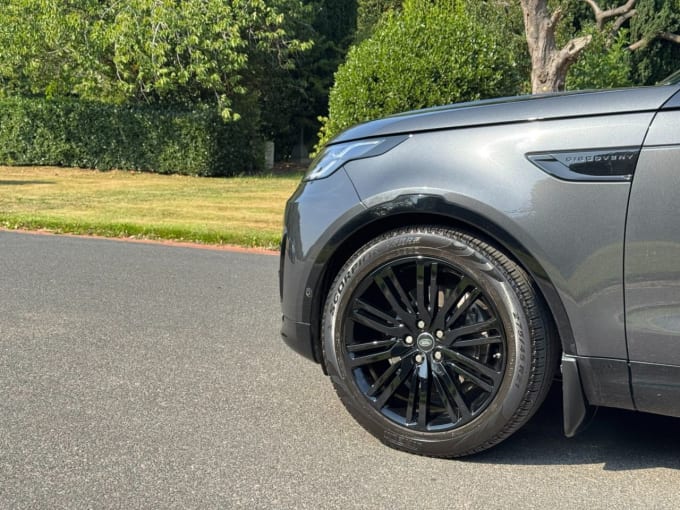 2025 Land Rover Discovery