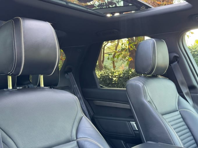 2025 Land Rover Discovery
