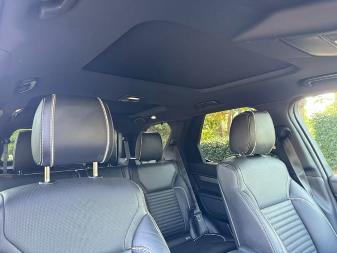 2025 Land Rover Discovery