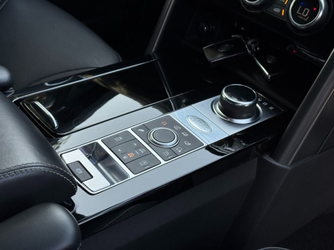 2025 Land Rover Discovery