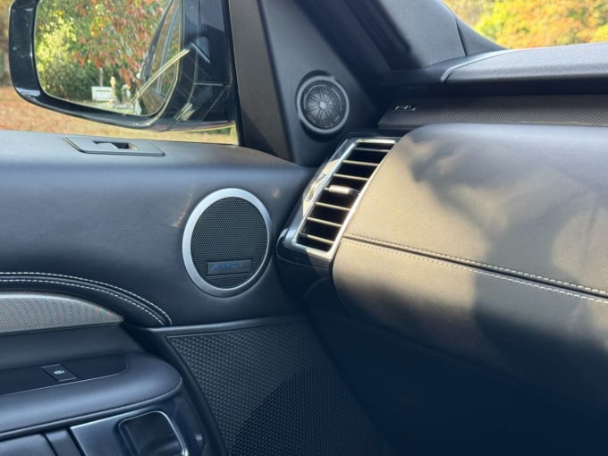 2025 Land Rover Discovery