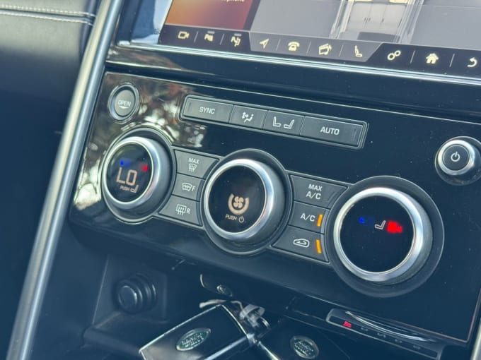2025 Land Rover Discovery
