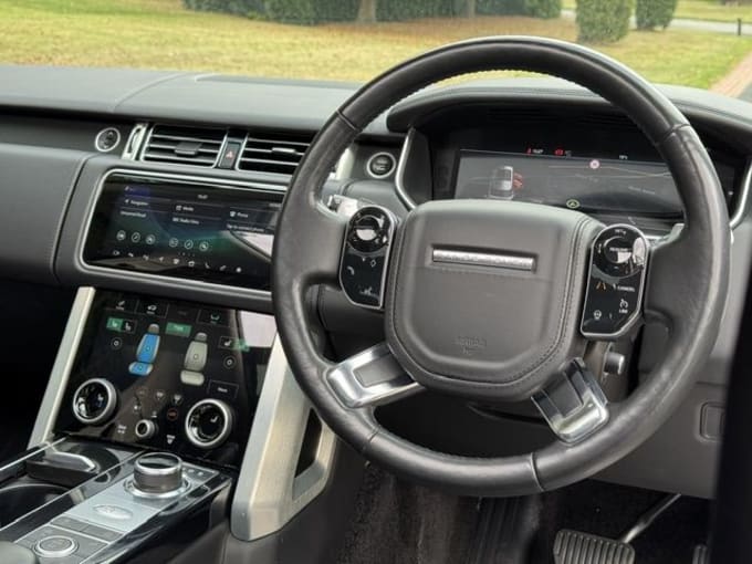 2025 Land Rover Range Rover