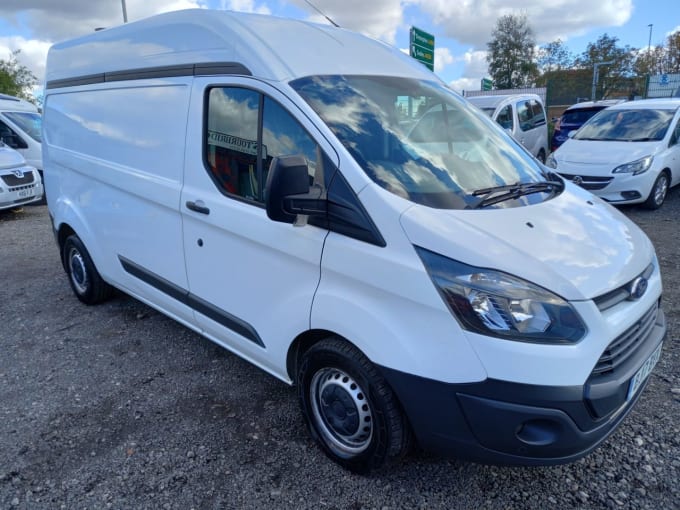 2024 Ford Transit Custom