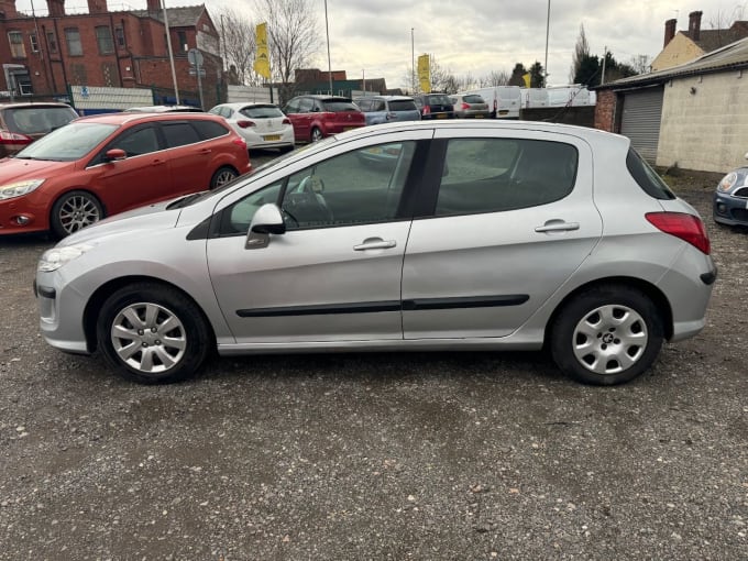 2025 Peugeot 308