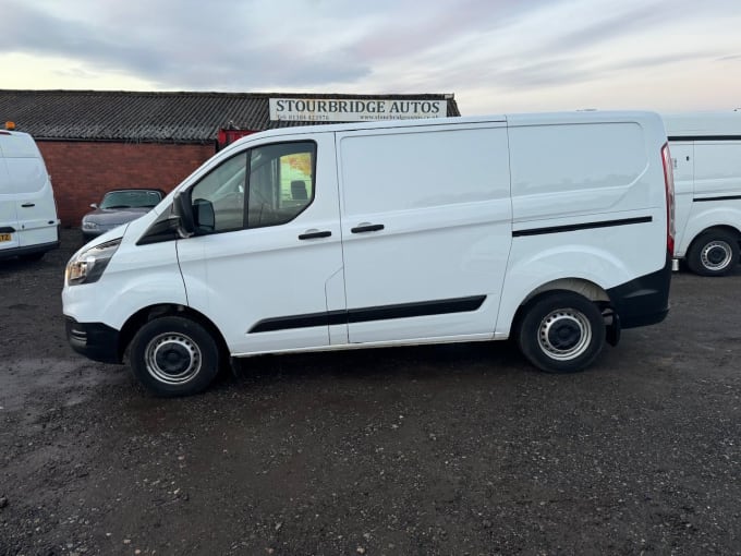 2025 Ford Transit Custom