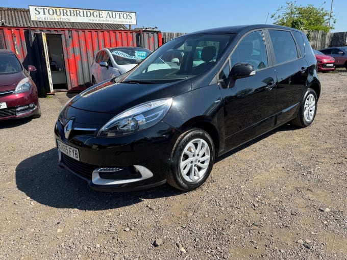 2025 Renault Scenic