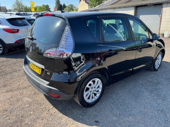 2025 Renault Scenic
