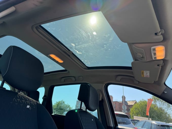 2025 Renault Scenic