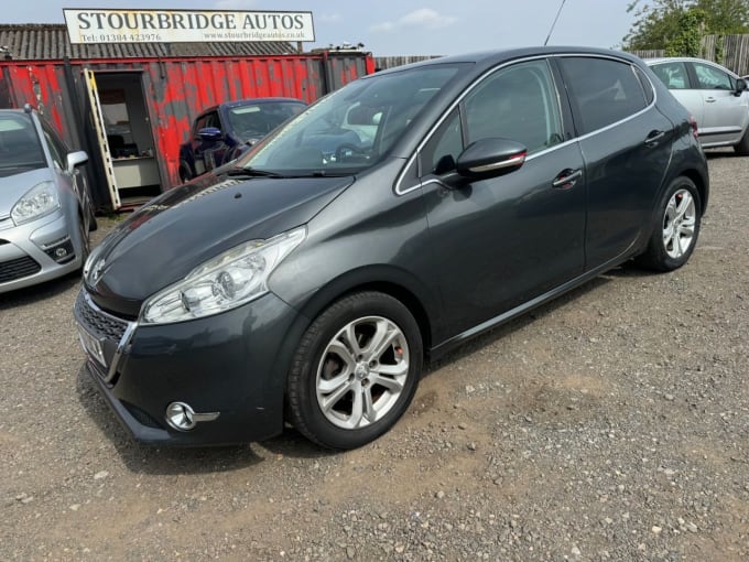 2025 Peugeot 208