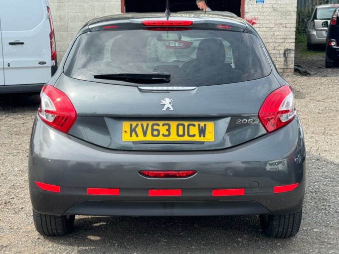 2025 Peugeot 208
