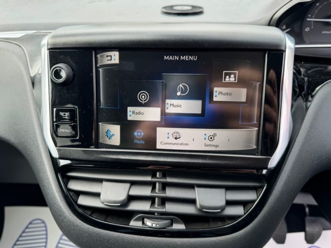 2025 Peugeot 208