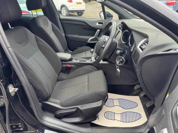 2025 Ds Automobiles Ds 4