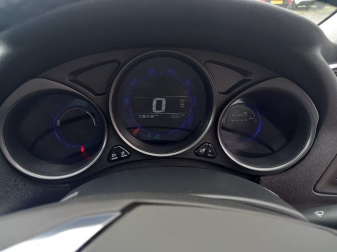2025 Citroen C4