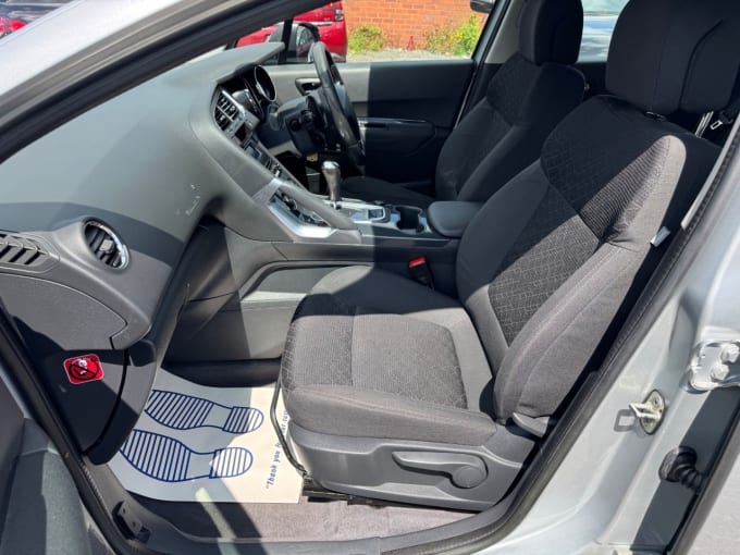 2025 Peugeot 3008